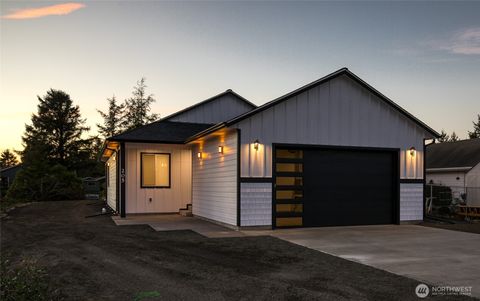 205 Canal Drive SE Ocean Shores WA 98569