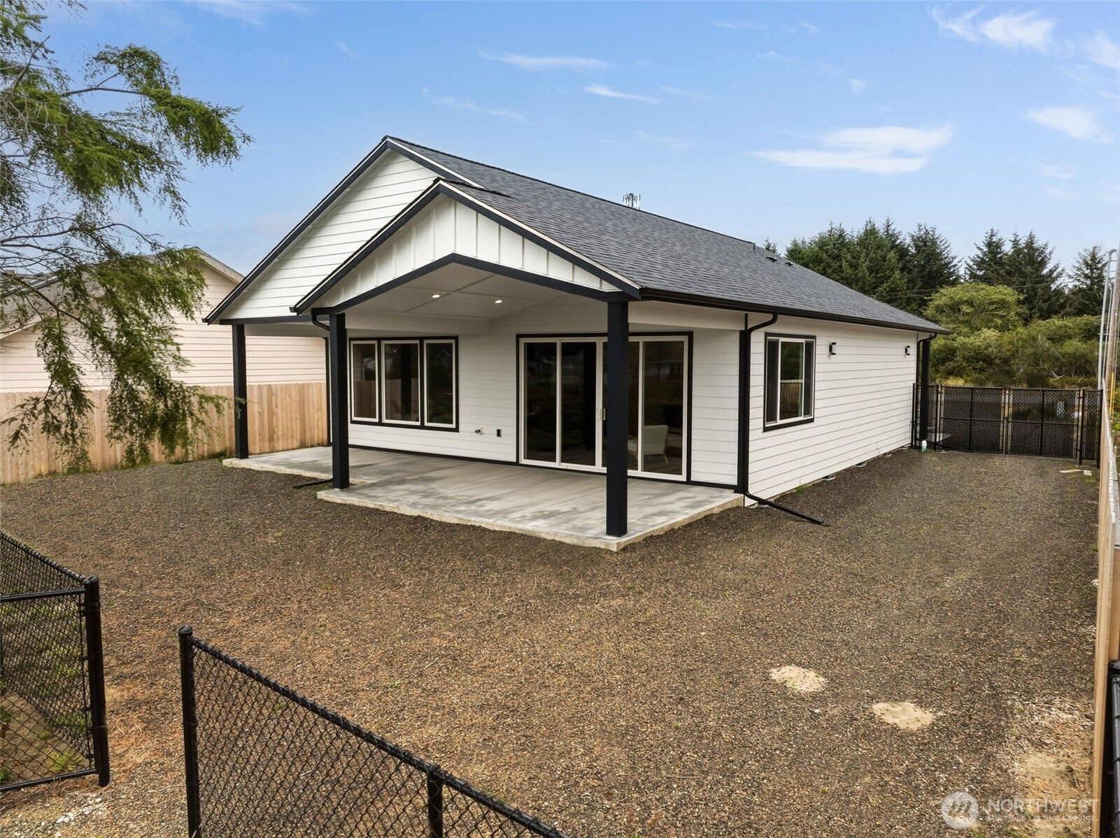 205 Canal Drive SE