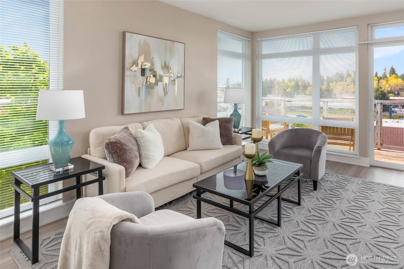11415 Slater Avenue NE 306