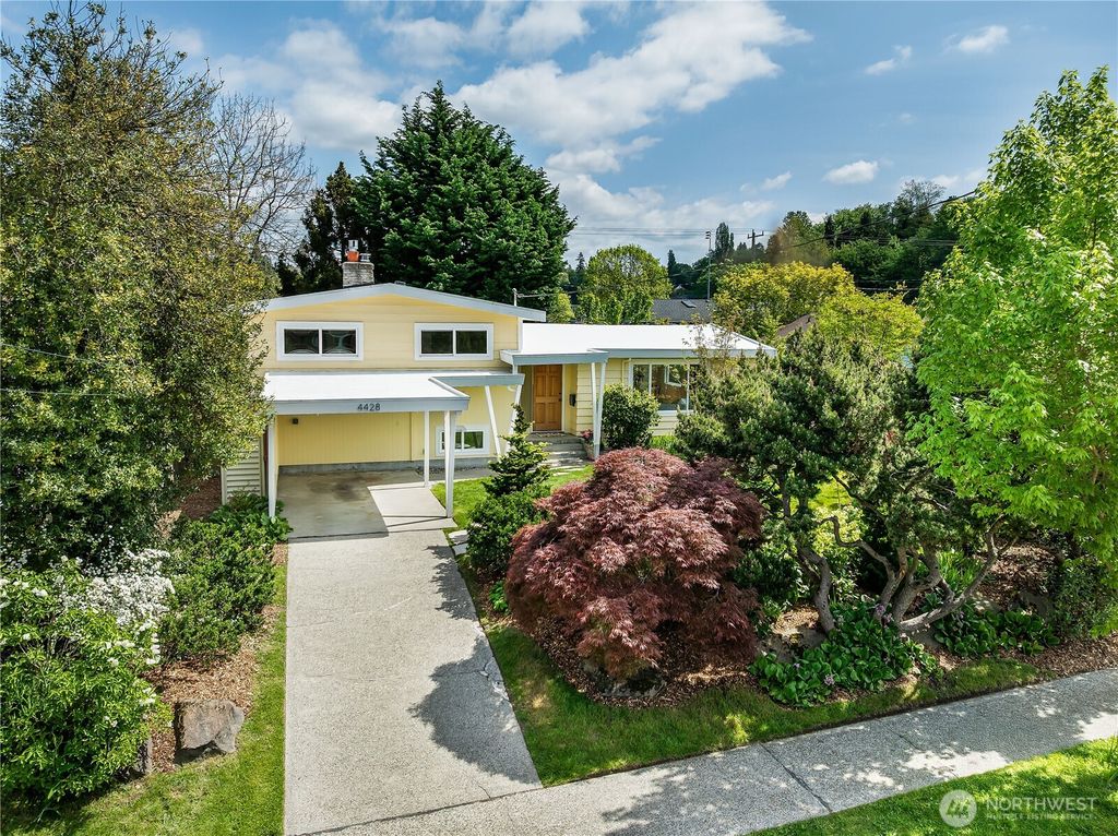 Photo of 4428 41st Avenue S, Seattle, WA 98118 (MLS # 2366512)