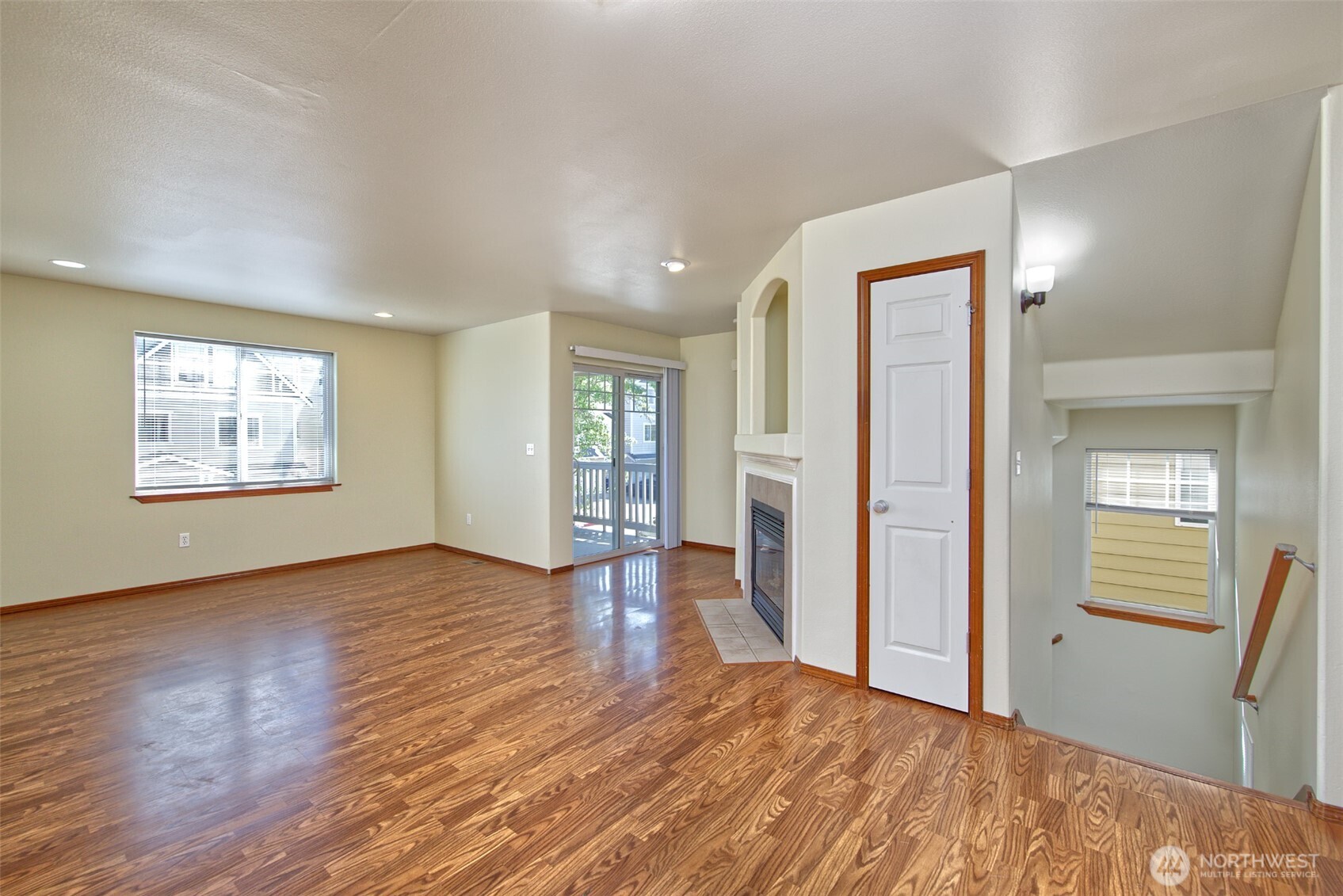 8416 41st Drive NE