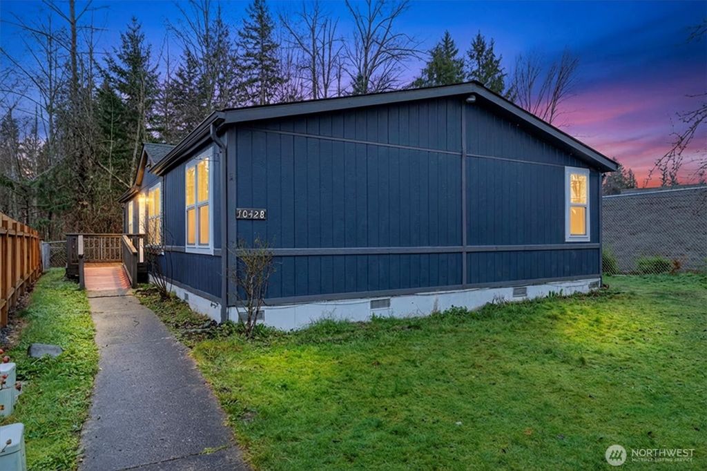 Photo of 10428 137th Street Court E #47, Puyallup, WA 98374 (MLS # 2520406)