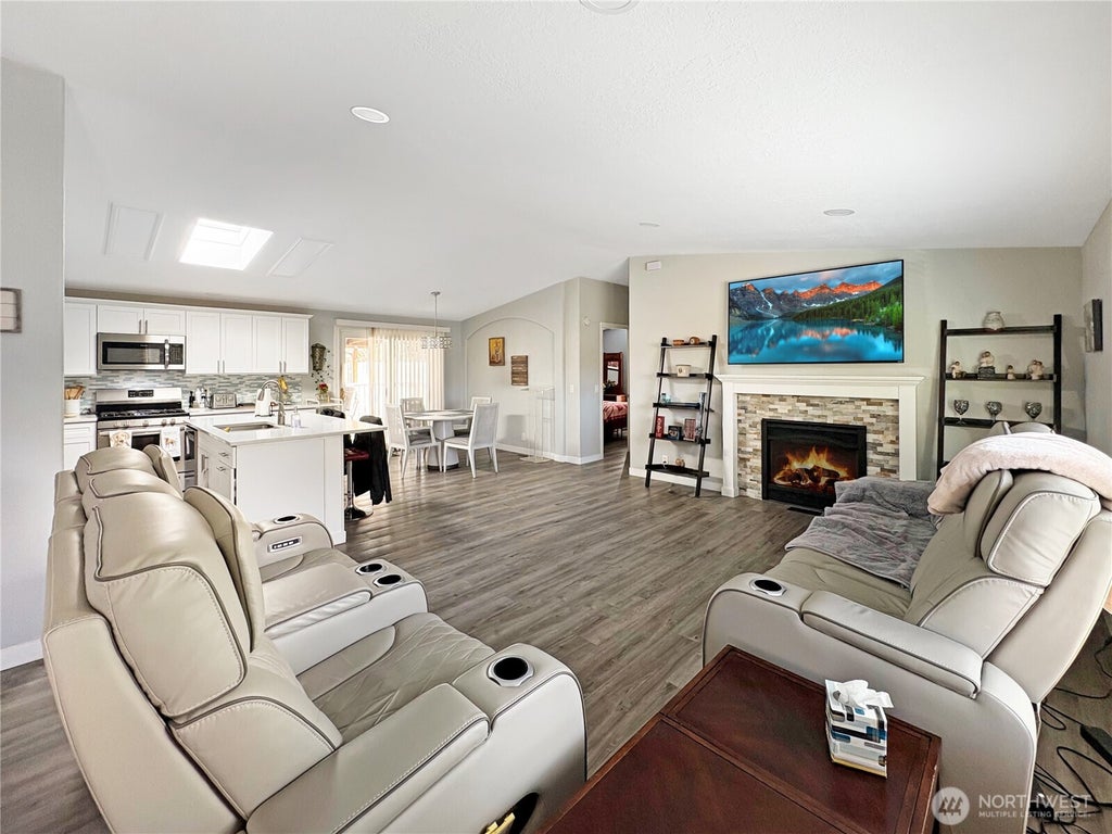 Photo of 4332 Lakeview Court, Lacey, WA 98503 (MLS # 2565795)