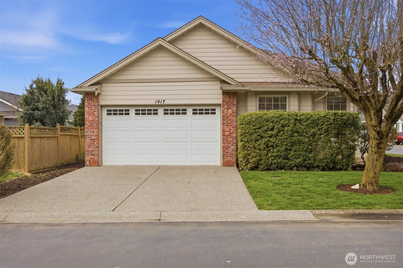 1417 Woodfield Place
