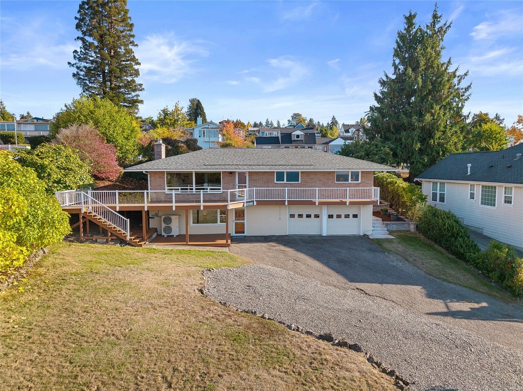 Photo of 1315 Rainier Street, Steilacoom, WA 98388 (MLS # 2594946)