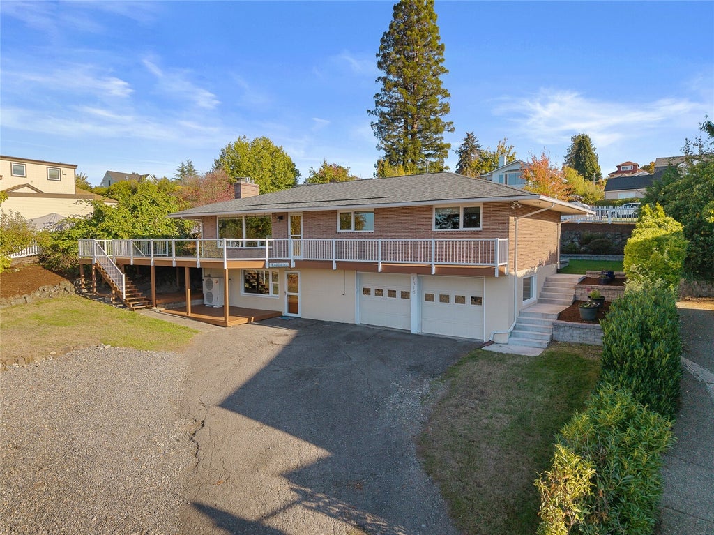 Photo of 1315 Rainier Street, Steilacoom, WA 98388 (MLS # 2594946)