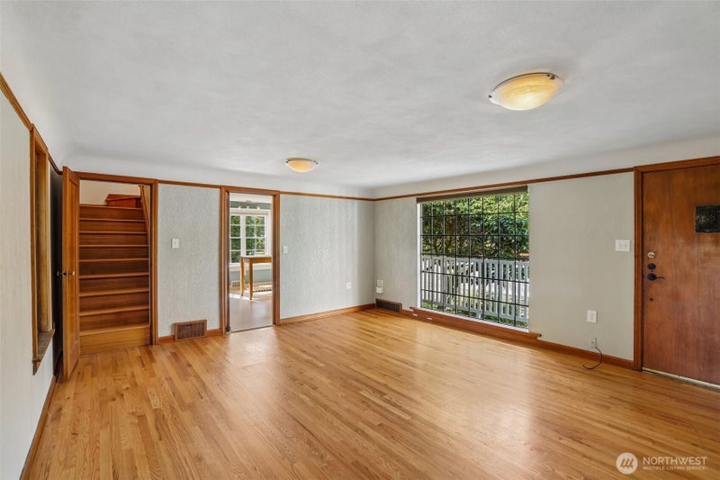 739 N 165th Street