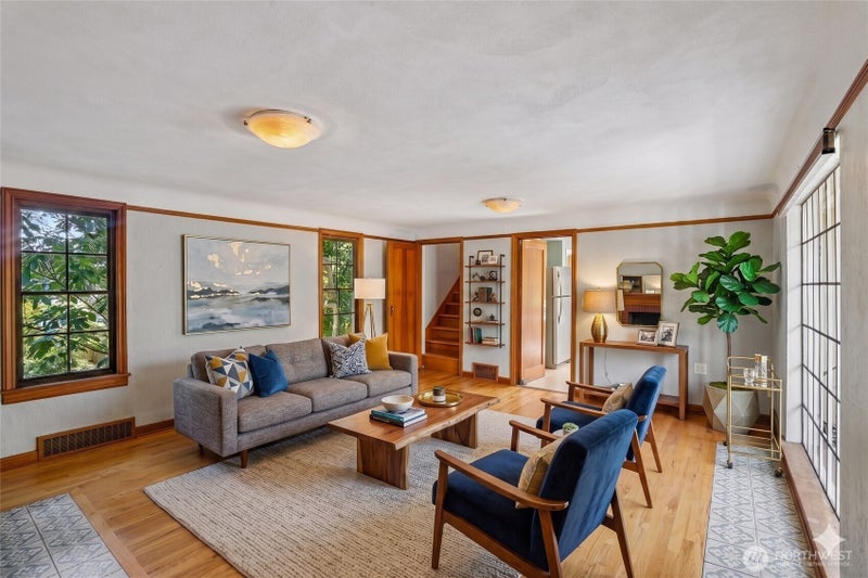 739 N 165th Street