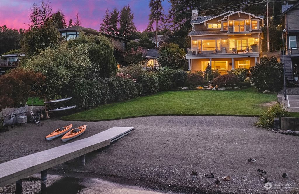 Photo of 3248 W Lake Sammamish Parkway SE, Bellevue, WA 98008 (MLS # 2047465)