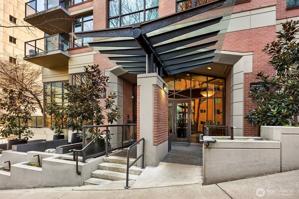 Photo of 1420 Terry Avenue #1001, Seattle, WA 98101 (MLS # 2487427)