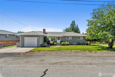 Photo of 268 Alta Lake Road, Pateros, WA 98846 (MLS # 2422331)