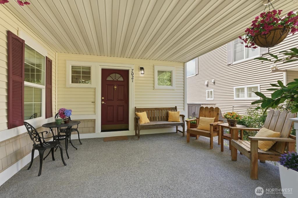 Photo of 7021 Carmichael Avenue SE, Snoqualmie, WA 98065 (MLS # 2553939)
