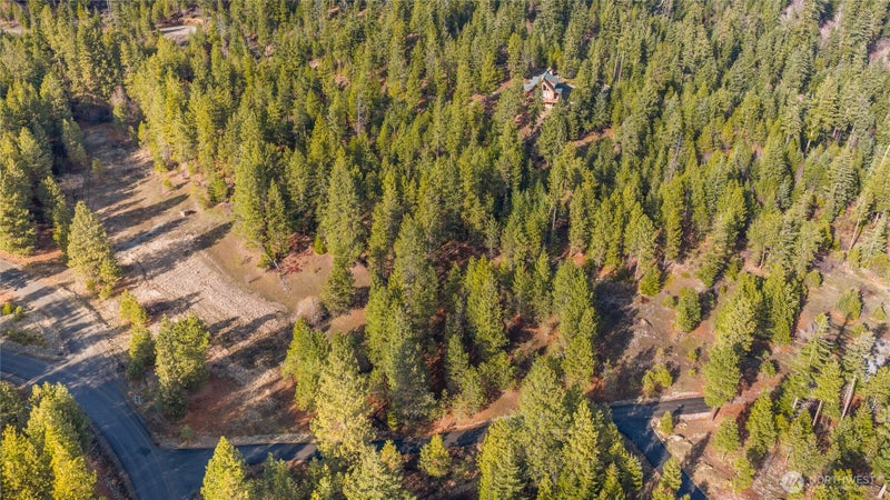 672 Forest Ridge Dr.