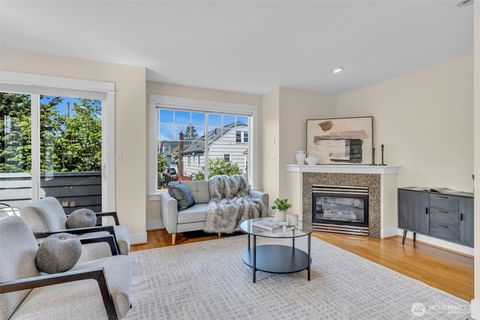 352 NW 76th Street Unit B, Seattle, WA 98117 - MLS#: 2366660