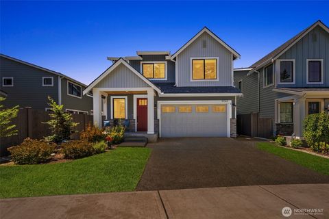 Photo of 19365 139th Place SE, Renton, WA 98058 (MLS # 2404734)