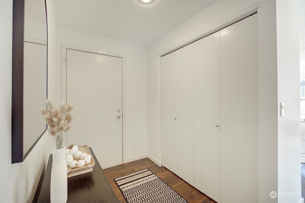 Photo of 500 Aloha Street #E307, Seattle, WA 98109 (MLS # 2289314)