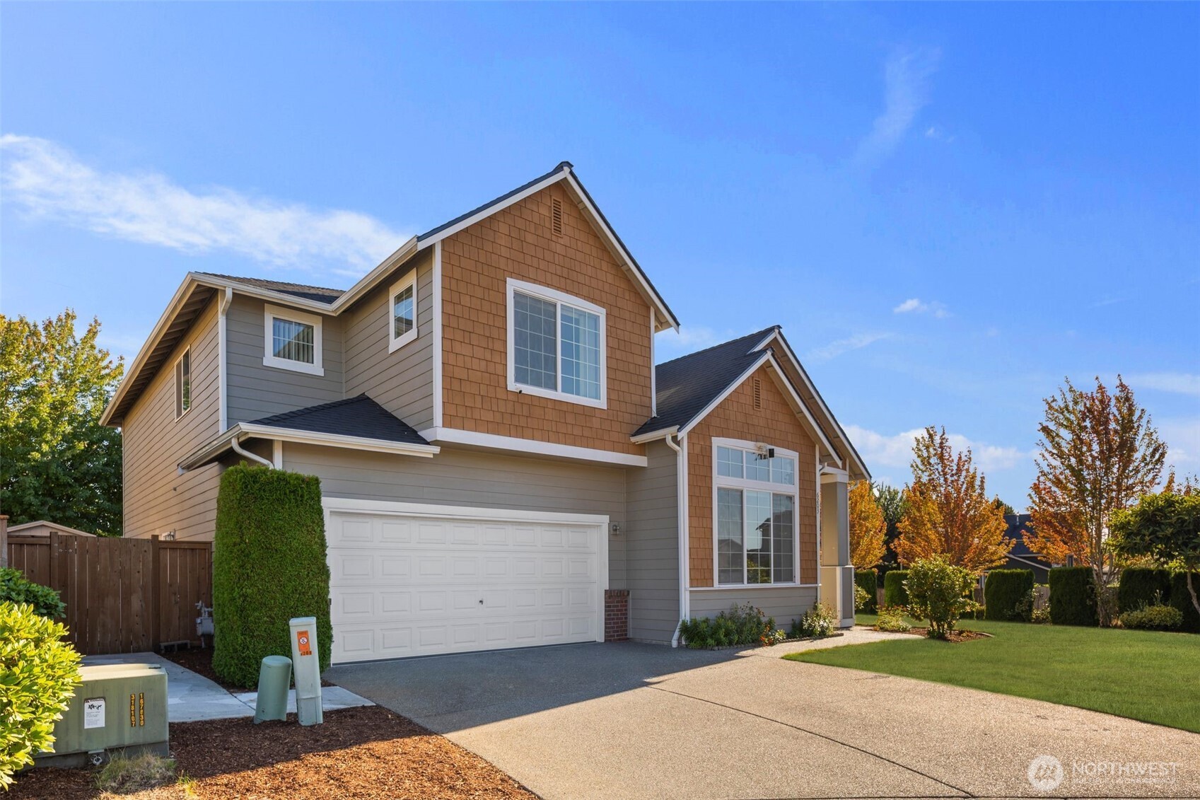 6203 NE 4th Circle