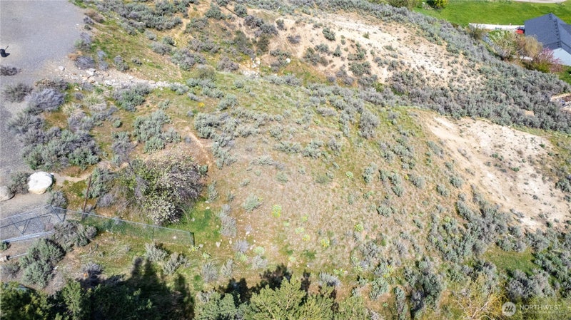 1530 Skyline Drive