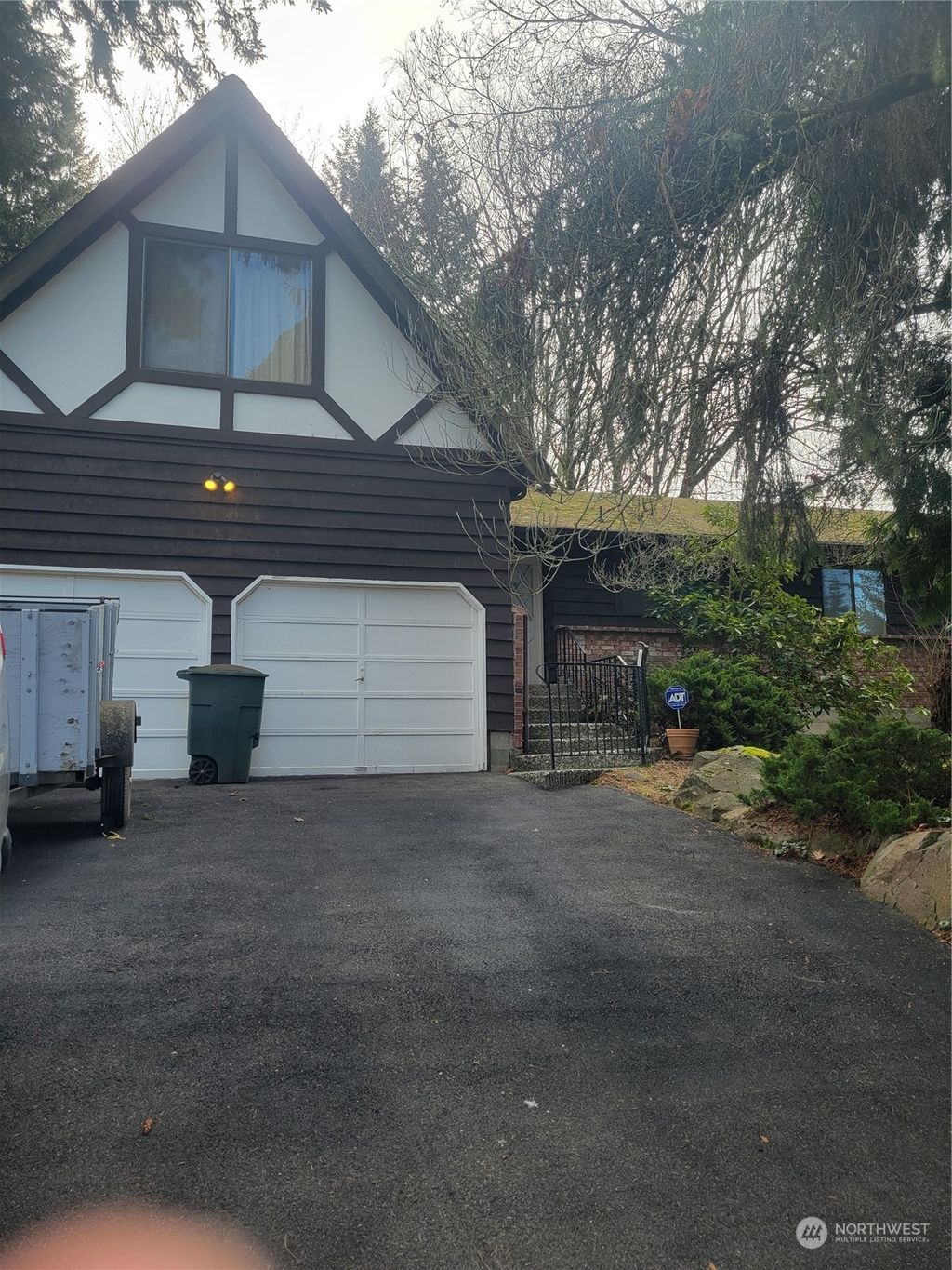 Photo of 6315 NE 196th Street, Kenmore, WA 98028 (MLS # 2200389)
