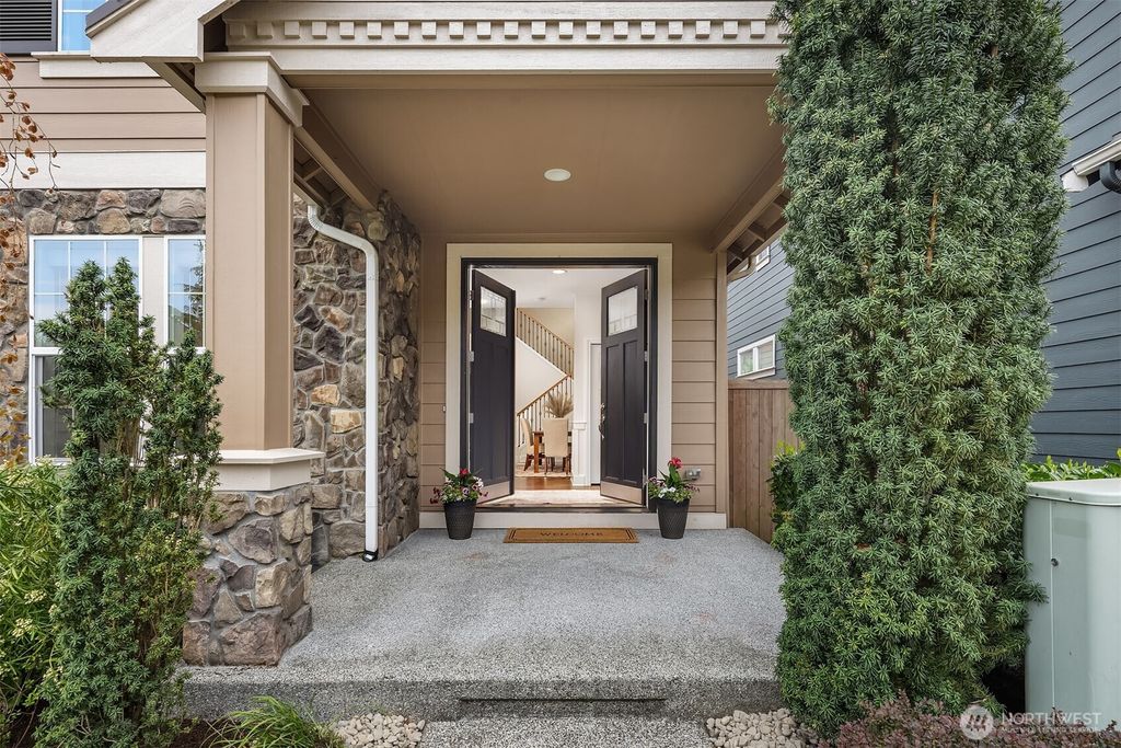 Photo of 21417 SE 2nd Street, Sammamish, WA 98074 (MLS # 2515417)