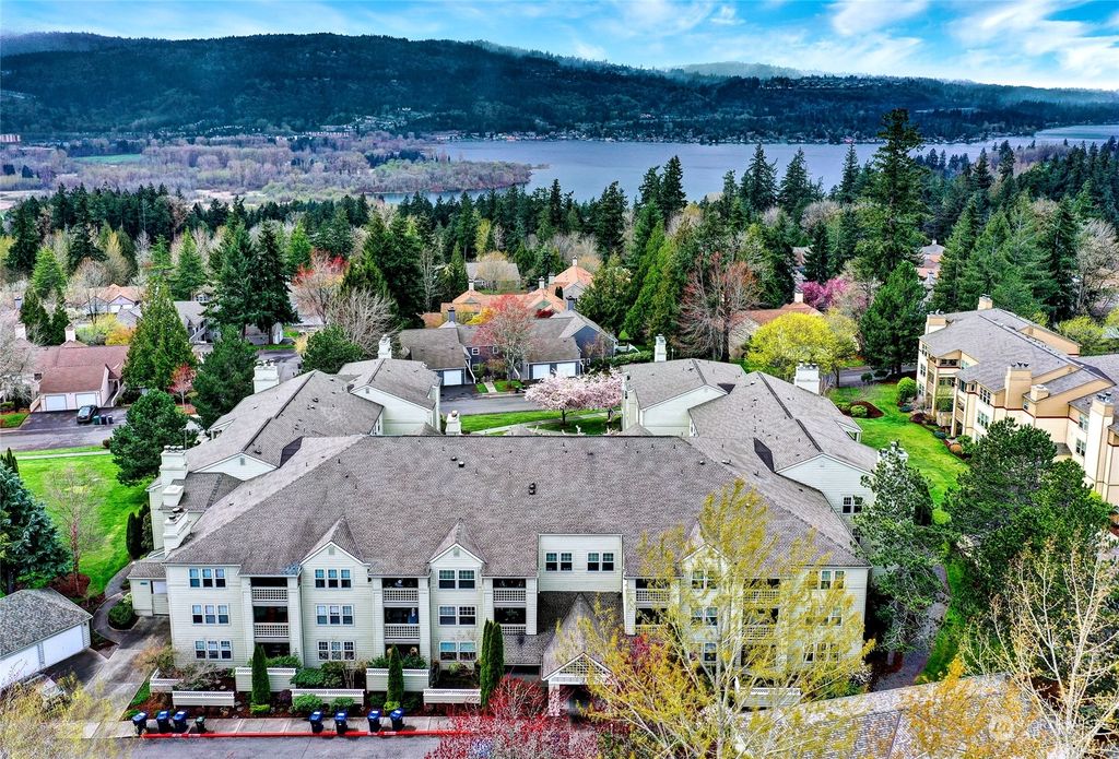 Photo of 4109 224th Lane SE #301, Issaquah, WA 98029 (MLS # 2058016)