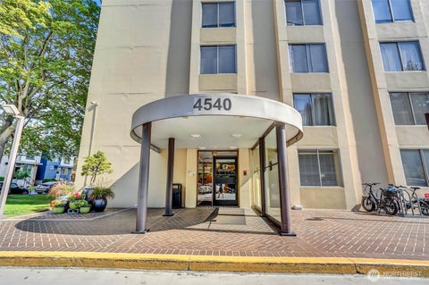 Photo of 4540 8th Avenue NE #1403, Seattle, WA 98105 (MLS # 2588918)