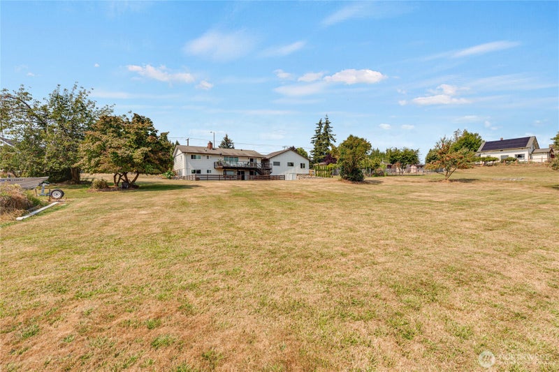 6116 Vista Drive
