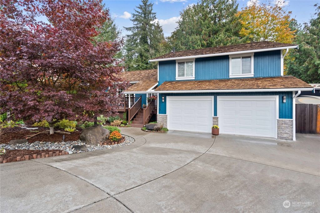 Photo of 16039 SE 167th Place, Renton, WA 98058 (MLS # 2169834)