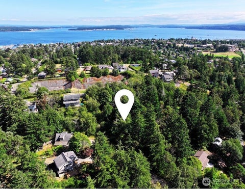 Photo of 435 N St ST, Port Townsend, WA 98368 (MLS # 2557266)