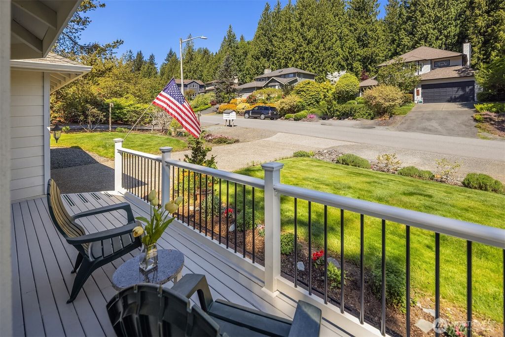 Photo of 10906 201st Street SE, Snohomish, WA 98296 (MLS # 2372211)