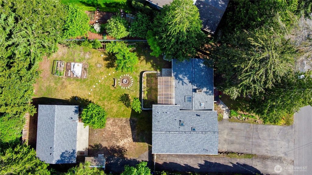 Photo of 17818 SE 147th Ave Ave, Renton, WA 98058 (MLS # 2443360)