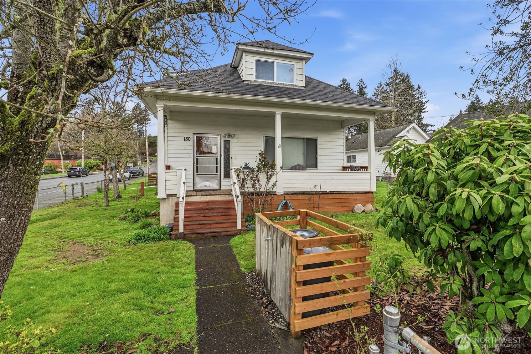 180 2nd Street