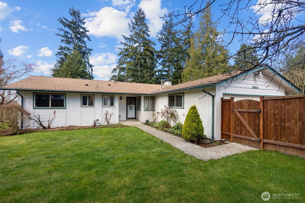 Photo of 25915 18th Avenue S, Des Moines, WA 98198 (MLS # 2348871)