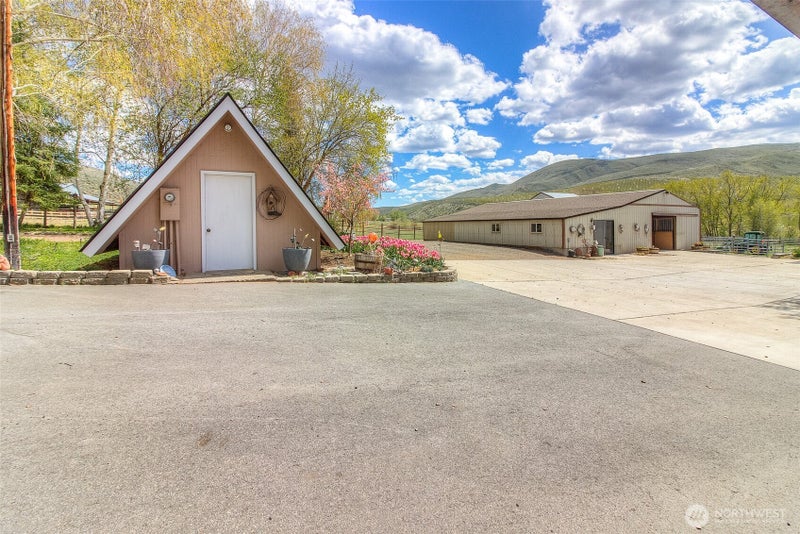 1260 Burbank Creek Road