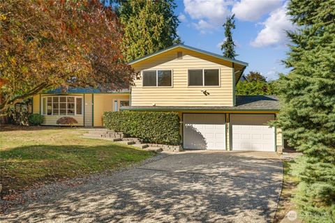 Photo of 19541 129th Court NE, Bothell, WA 98011 (MLS # 2445752)