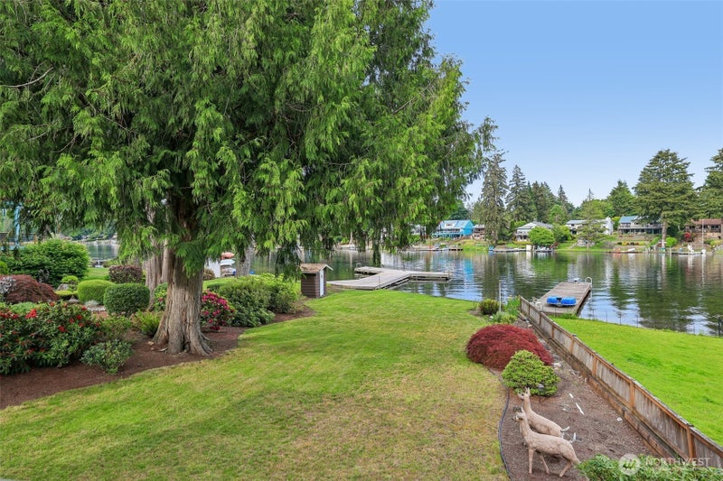 31430 W Lake Morton Drive SE