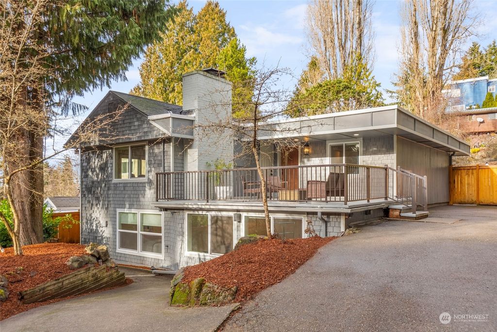 Photo of 3828 SW Orchard Street, Seattle, WA 98126 (MLS # 2027277)