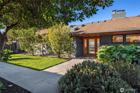 Photo of 3350 58th Avenue SW, Seattle, WA 98116 (MLS # 2479812)