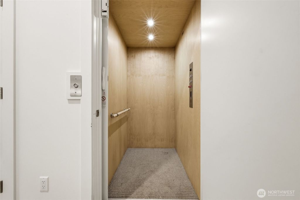 Photo of 3009 Harbor Avenue SW, Seattle, WA 98126 (MLS # 2516258)