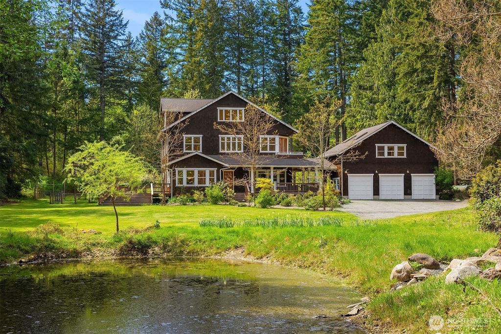 Photo of 18305 121 st Avenue SW, Vashon, WA 98070 (MLS # 2512100)