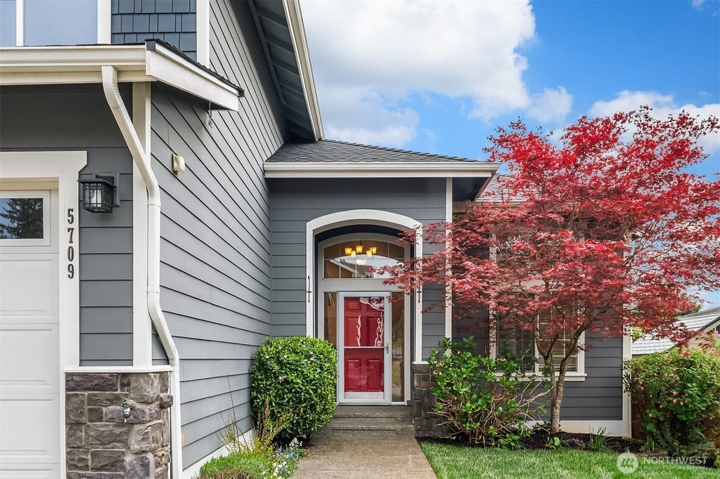 Photo of 5709 NE 3rd Place, Renton, WA 98059 (MLS # 2506879)