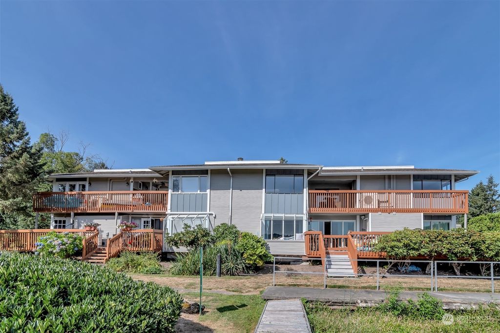 Photo of 17411 NE 45th Street #168, Redmond, WA 98052 (MLS # 2151720)