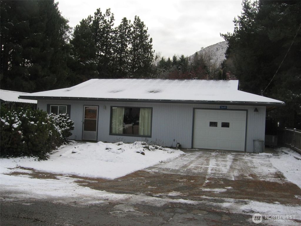 Photo of 5649 Airport Road, Cashmere, WA 98815 (MLS # 2499517)