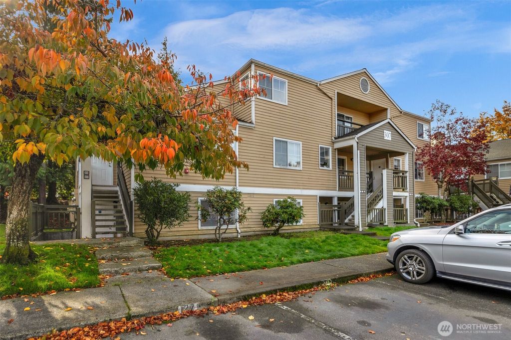 Photo of 5300 Harbour Pointe Boulevard #307A, Mukilteo, WA 98275 (MLS # 2446548)