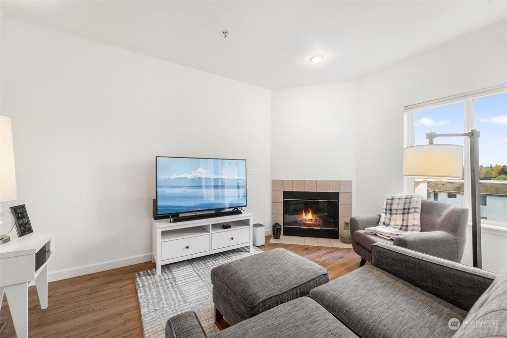 Photo of 2117 N 107th Street #403, Seattle, WA 98133 (MLS # 2180060)