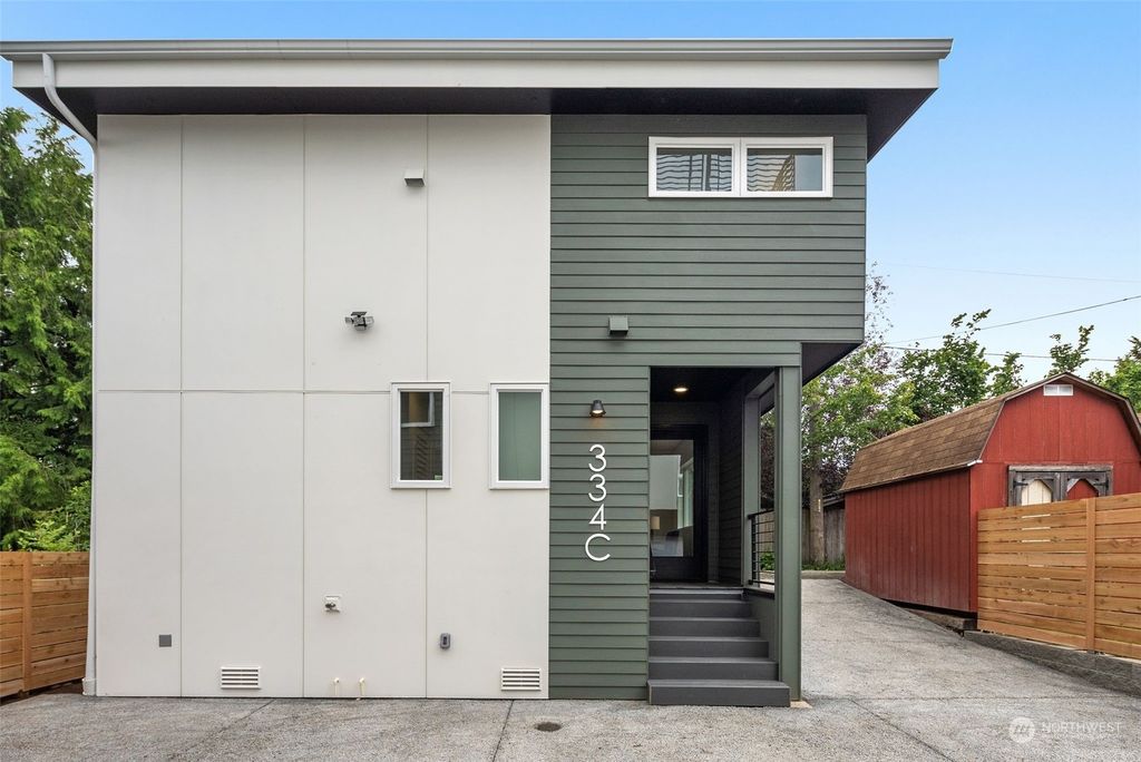 Photo of 334 N 101st Street #C, Seattle, WA 98133 (MLS # 2323518)