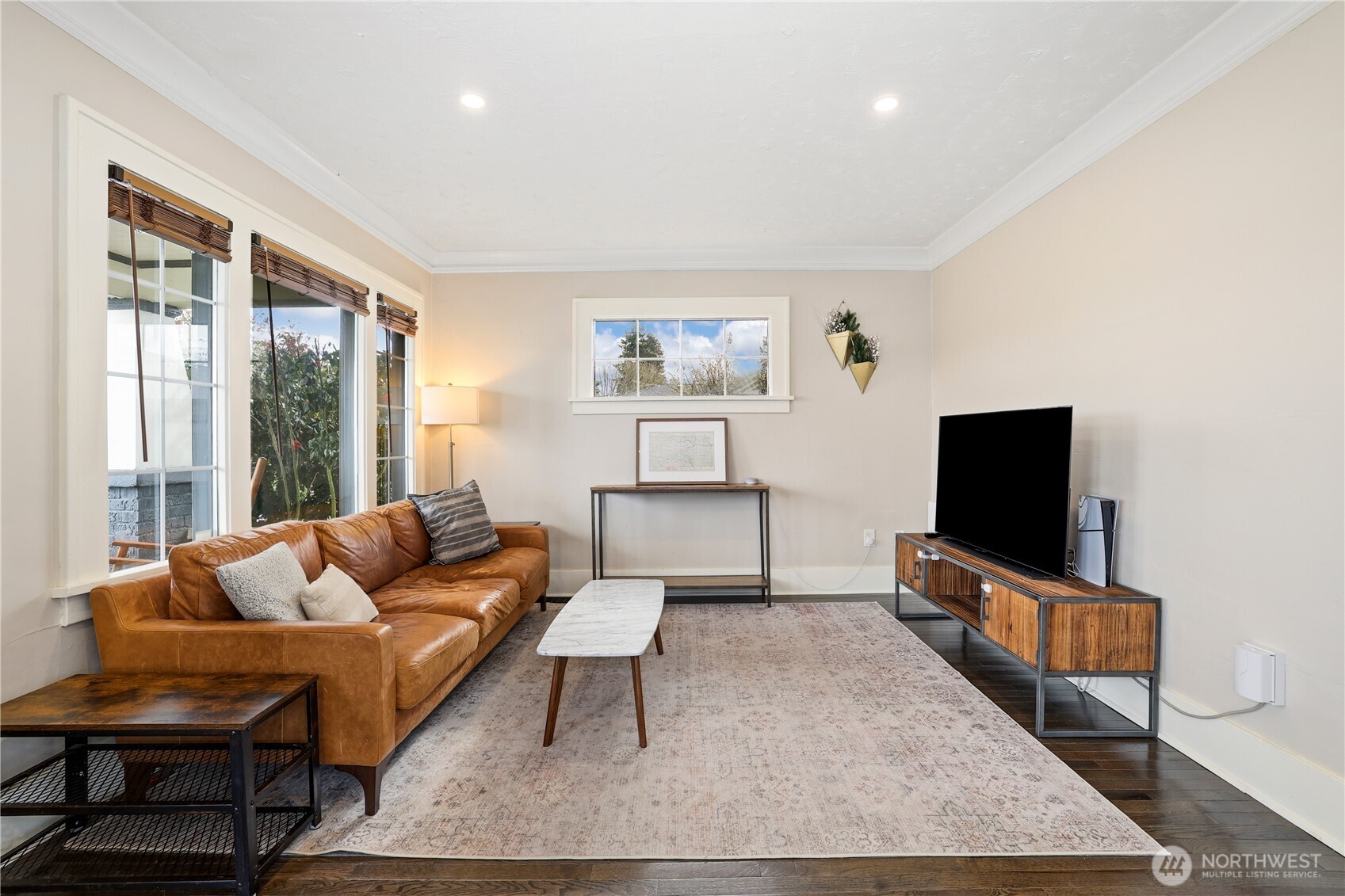 4916 N Defiance Street