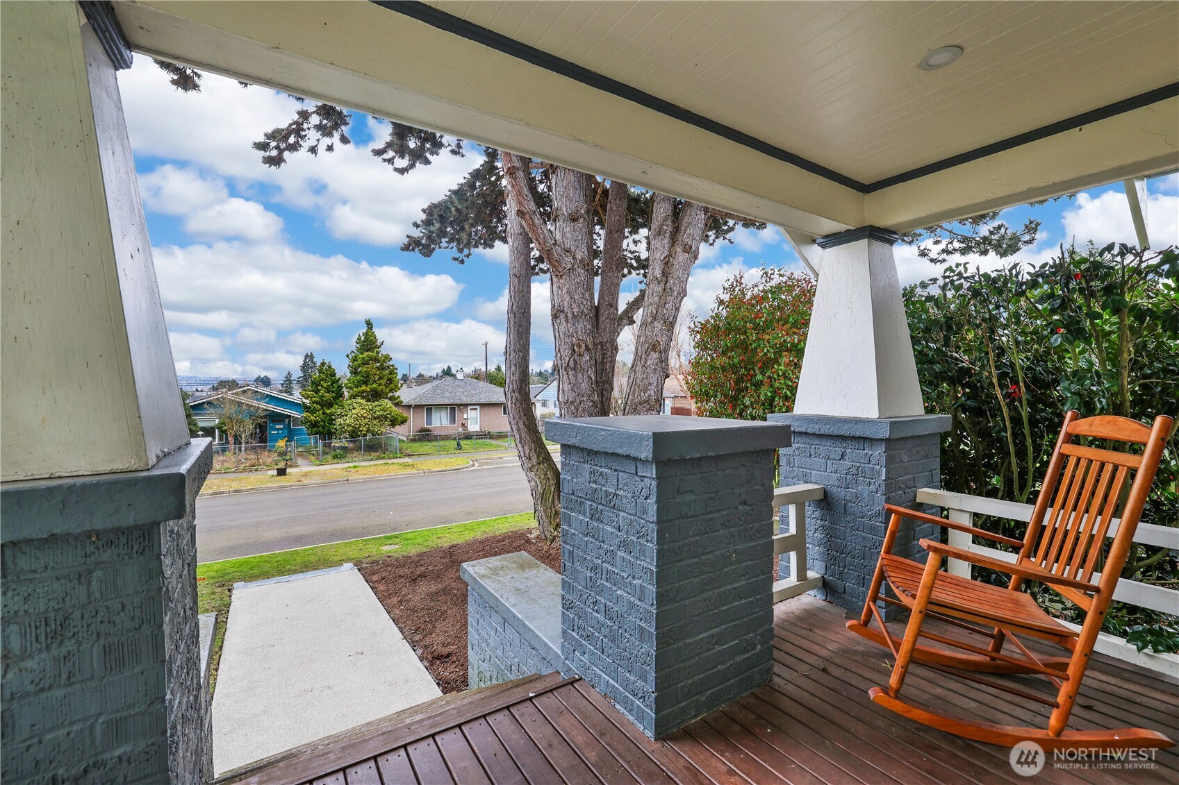 4916 N Defiance Street