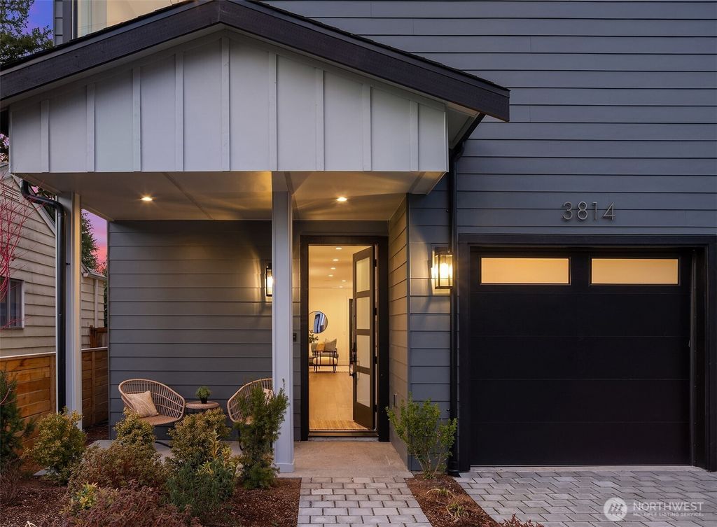 Photo of 3814 NE 89th Street, Seattle, WA 98115 (MLS # 2477709)