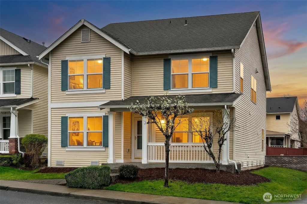 Photo of 200 Ferndale Court NE, Renton, WA 98056 (MLS # 2493152)